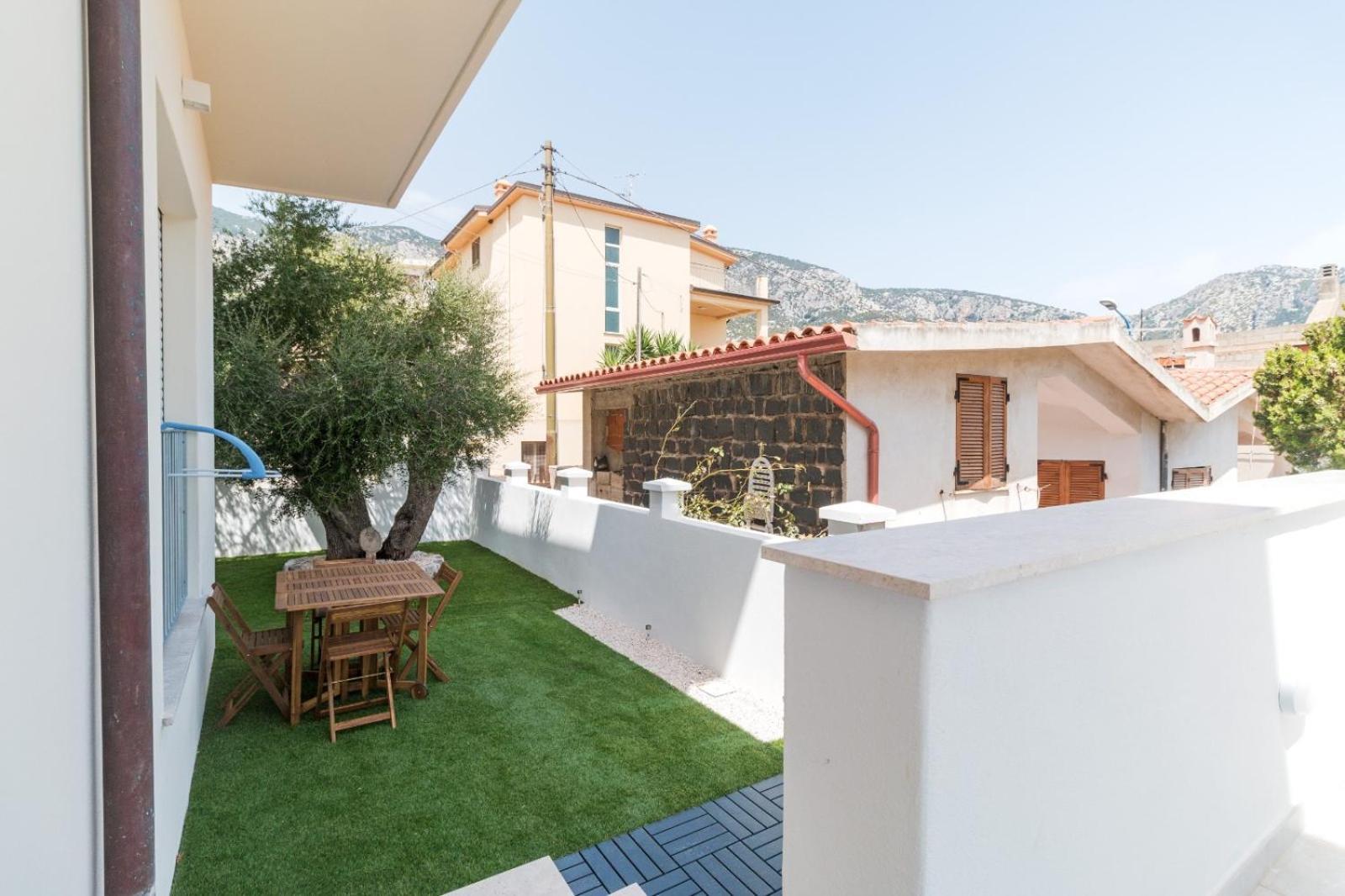 Appartamento Perla Bianca, Con Wifi E Air Con Cala Gonone Bagian luar foto